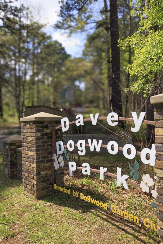 0325_Travel_Dogwood_DaveyDogwoodPark_Palestine__MG_0731_SonjaSommerfeldTPWD