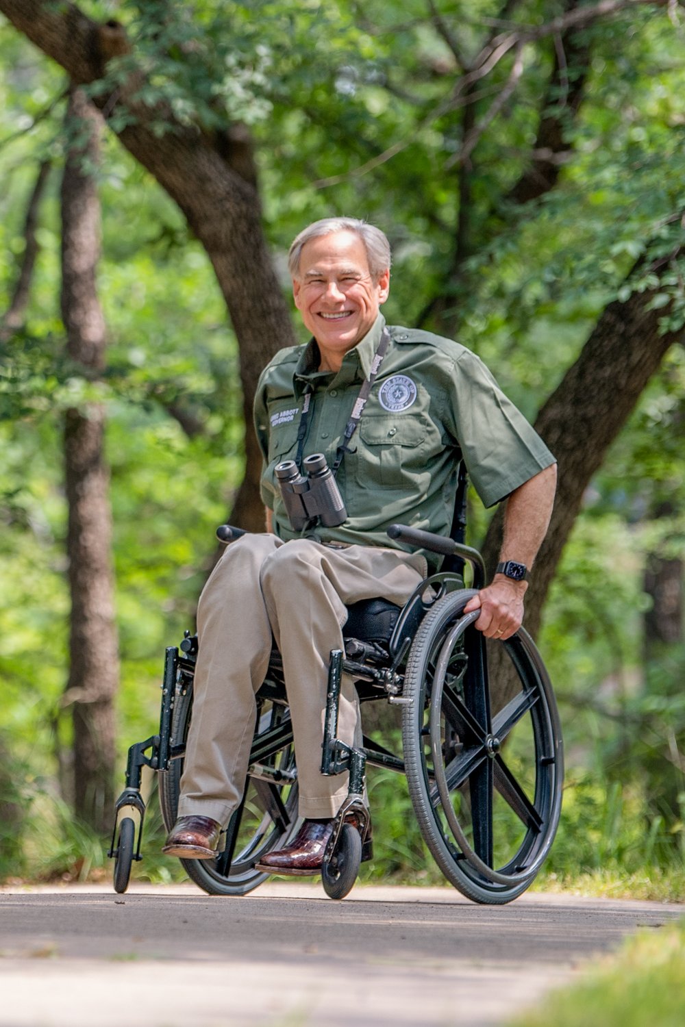 Governor Abbott at state park.