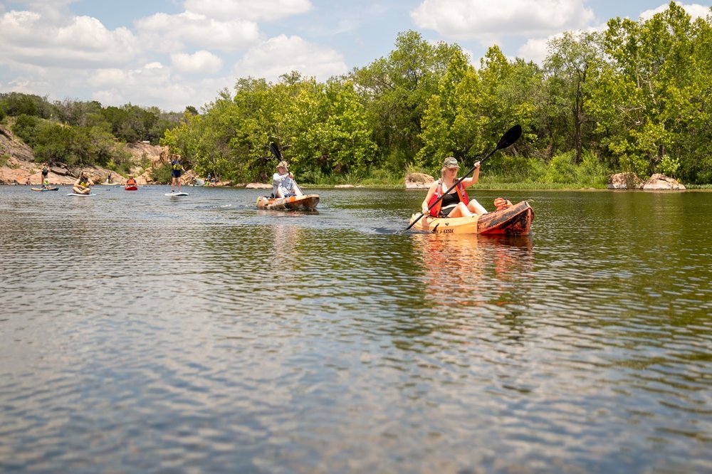 Paddlers enjoy Inks Lake