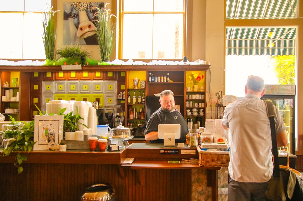 The lunch counter at Weisman's