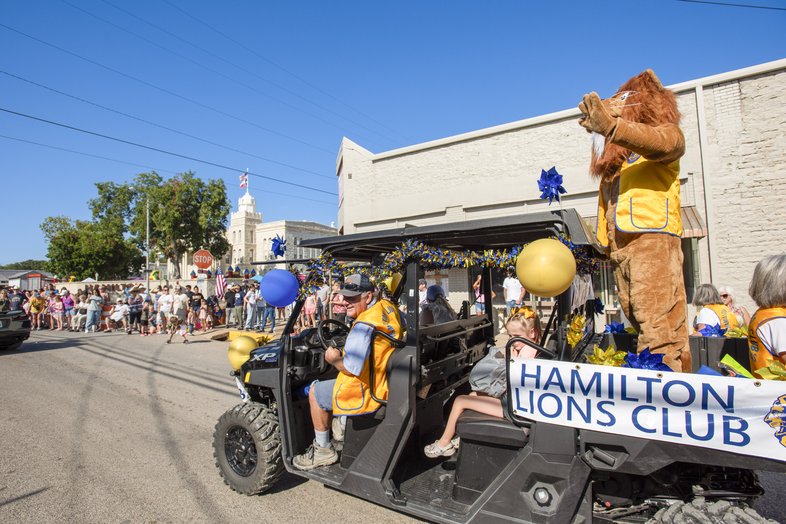 Hamilton Dove Fest Parade Float