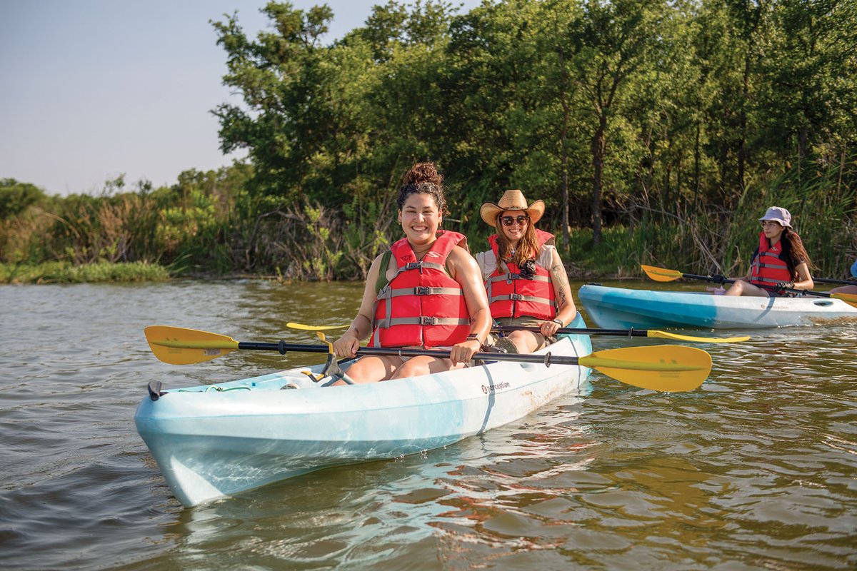 Paddling at Lake Mineral Wells state park