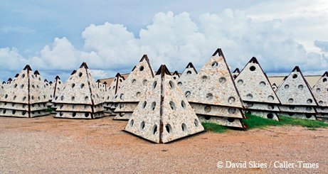 Pyramids for creation of artificial reefs after oil spill