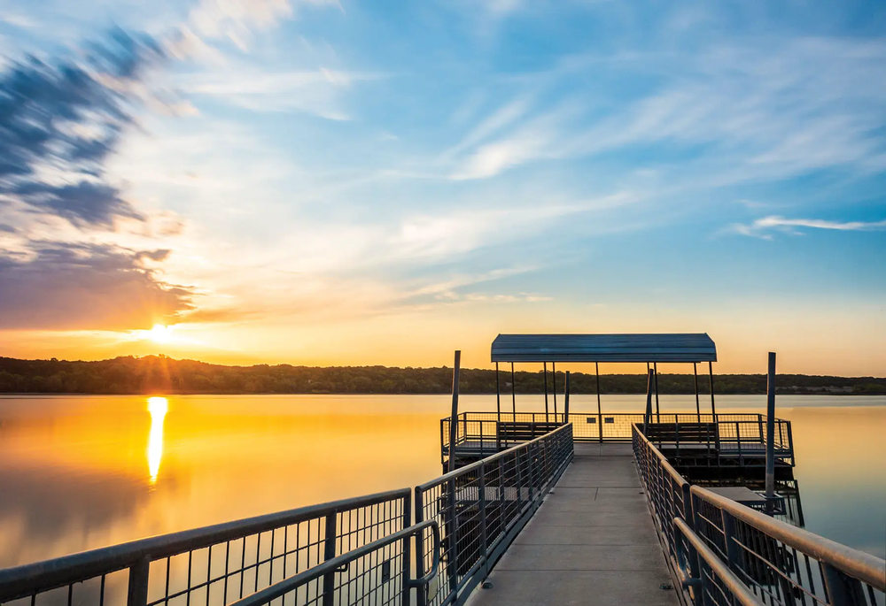 Cleburne Fishing Pier with sunset
