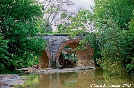 Northeast Texas Trail bridge over river