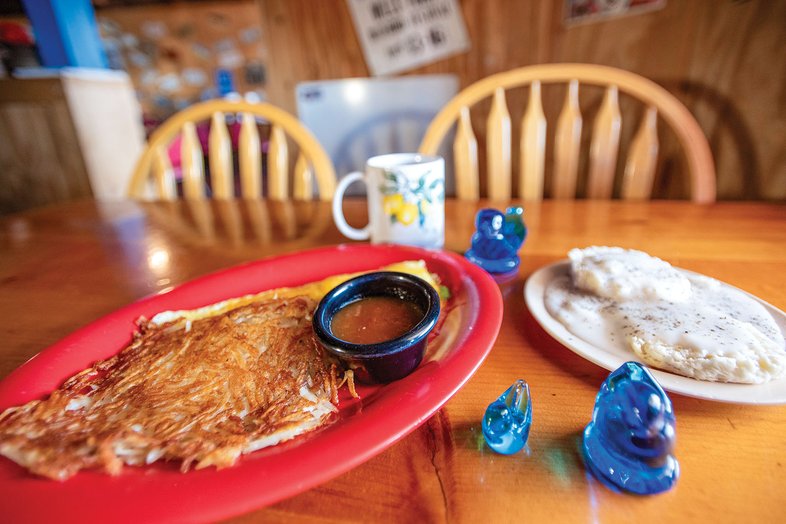 Wills Point dinner plate