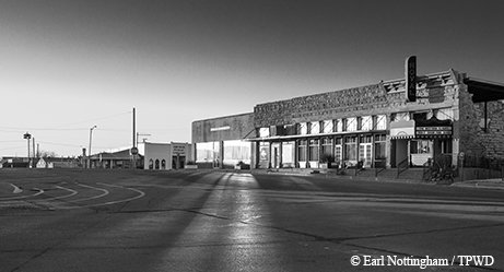 archer city royal theater used as an exterior for the last picture show