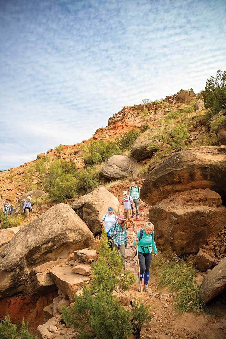 hikers-palo-duro-canyon