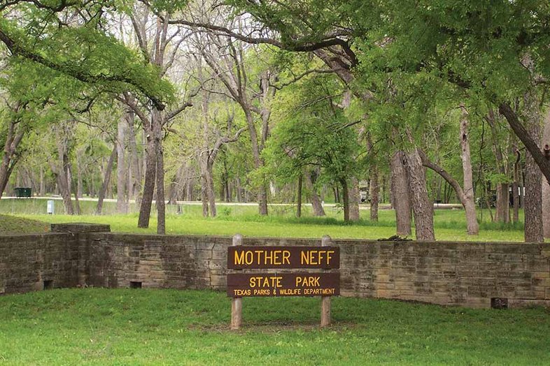 Mother Neff State Park entrance